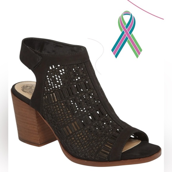 Vince Camuto Keannie Sandals Laser Cut Open Toe Stacked Heel Black Sz 8.5 - Picture 1 of 13